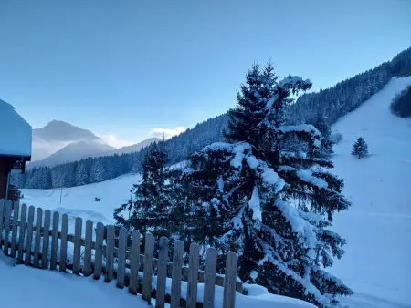 Studio lumineux avec balcon, vue montagne, 25m² - Photo 8