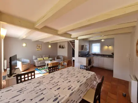 Maison en pierres typique, 3 chambres, parking, proche plages à Arzon - Photo 5