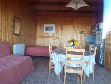 Appartement cosy 4 pers, balcon, calme, parking privé - Photo 2