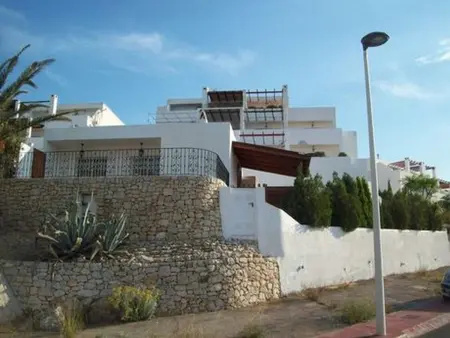 Confortable appartement pour 6 à Peñiscola avec jardin et terrasse - Photo 8