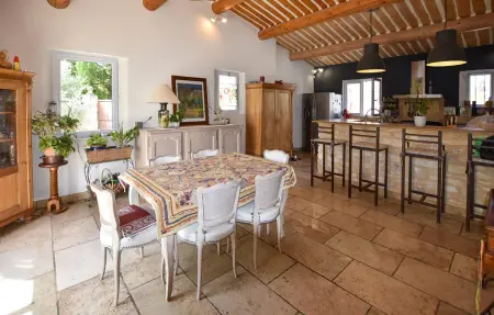 Maison avec piscine privée, Maison 10 personnes à Lacoste - Photo 3