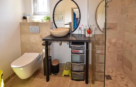 Maison avec piscine privée, Maison 10 personnes à Lacoste - Photo 24