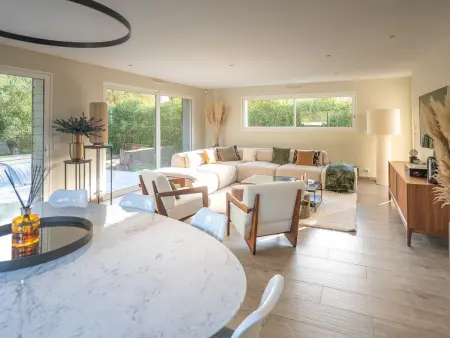 Maison 4 chambres avec piscine et jardin proche plage - Photo 2