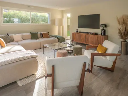 Maison 4 chambres avec piscine et jardin proche plage - Photo 8