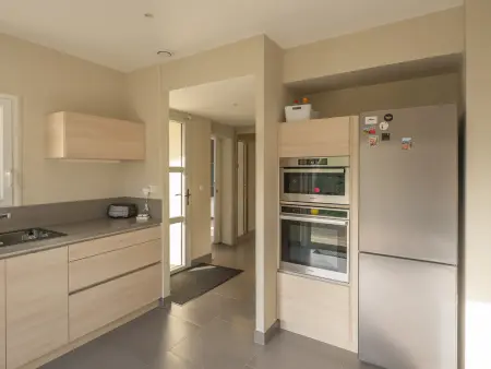 Maison 4 chambres avec piscine et jardin proche plage - Photo 17
