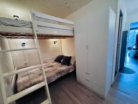 Studio lumineux aux 2 Alpes, balcon sud, parking - Photo 9