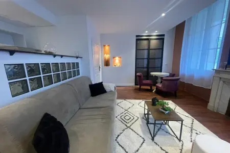 Cour & confort dans le Vieux Cannet, Retraite en appartement confortable au Cannet - Photo 2