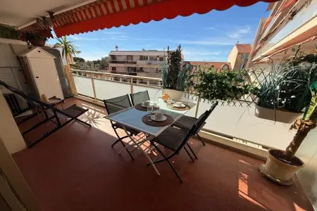 Appartement Antibes proche plages, Appartement au calme à La Pinède pour couple - Photo 3