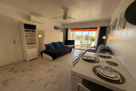 Appartement Antibes proche plages, Appartement au calme à La Pinède pour couple - Photo 4
