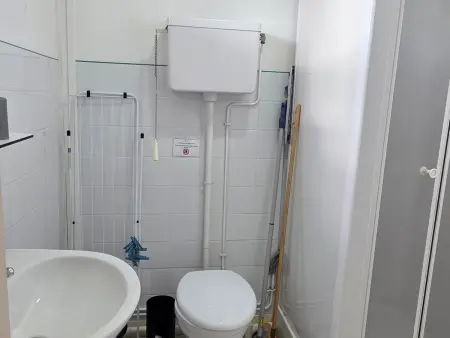 Studio avec balcon, jardin commun, WIFI, près des Thermes - Photo 8