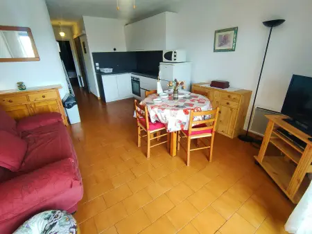 Deux-pièces 2* avec balcon et parking - Port Canet - Photo 2