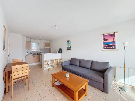 Appartement cosy T2 avec balcon, animaux acceptés, parking privé - Photo 3