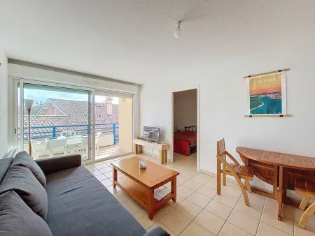 Appartement cosy T2 avec balcon, animaux acceptés, parking privé - Photo 4