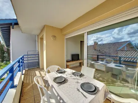 Appartement cosy T2 avec balcon, animaux acceptés, parking privé - Photo 9