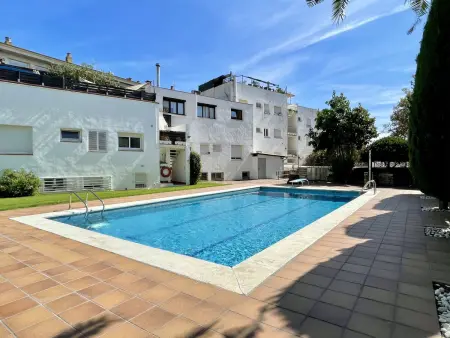 Appartement spacieux 2 chambres avec climatisation, proche plage et ville - Photo 3
