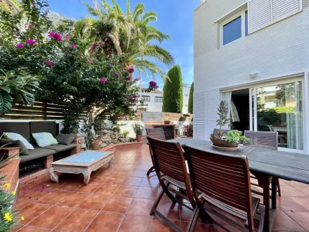 Appartement spacieux 2 chambres avec climatisation, proche plage et ville - Photo 10