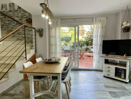 Appartement spacieux 2 chambres avec climatisation, proche plage et ville - Photo 14