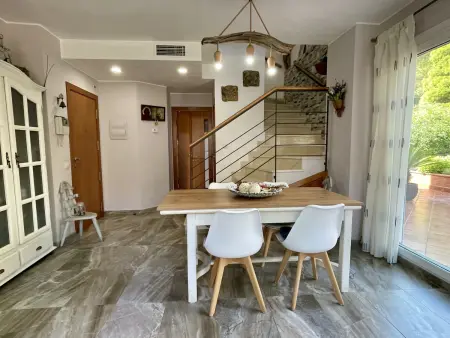 Appartement spacieux 2 chambres avec climatisation, proche plage et ville - Photo 16