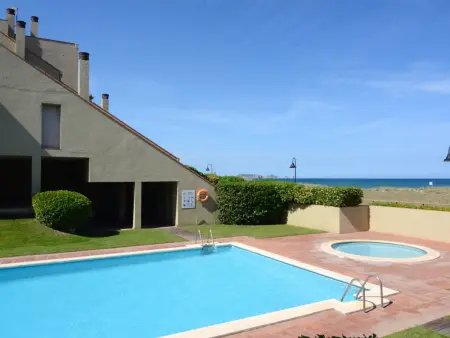 Appartement en bord de mer avec jardin et accès direct à la plage - Photo 4