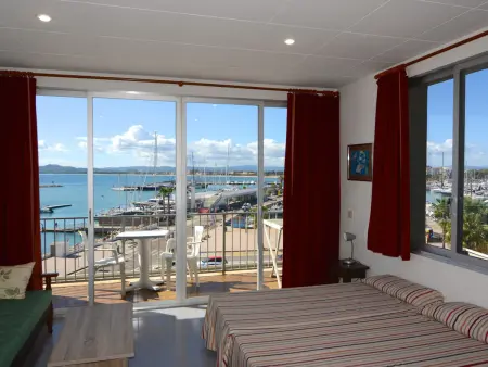 Appartement à l'Estartit: Piscine collective, Animaux admis, Climatisation - Photo 1