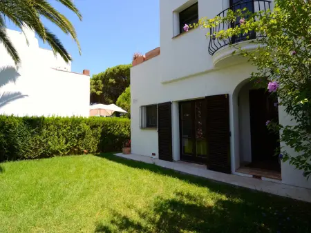 Charmante maison à Pals avec jardin et piscine commune - Photo 21