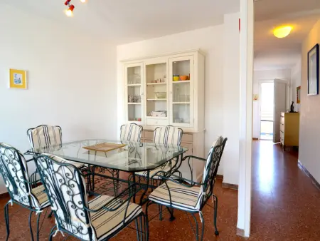 Appartement 3 Chambres près de la Plage avec Wi-Fi et Parking - Photo 10