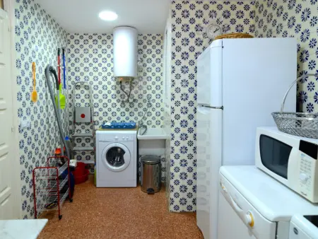 Appartement 3 Chambres près de la Plage avec Wi-Fi et Parking - Photo 19