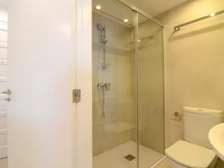 Appart. 3 chambres rénové, piscine commune, à L'Escala - Photo 6