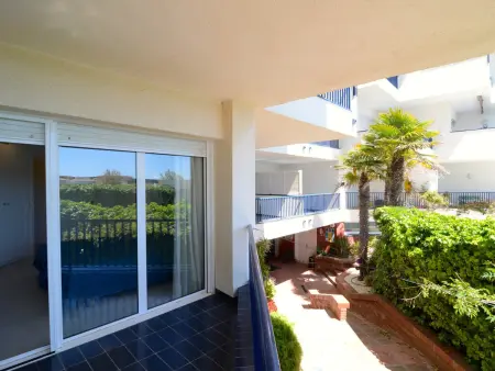 Appart. 3 chambres rénové, piscine commune, à L'Escala - Photo 24