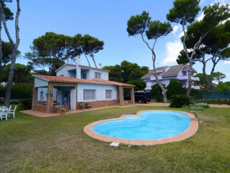 Villa incroyable à 50m de la plage avec piscine privée - Photo 1
