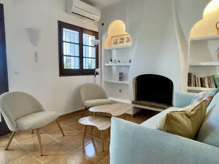 Maison Charmante à Pals avec Piscine et Jardin, Maison 6 personnes à Pals - Photo 3
