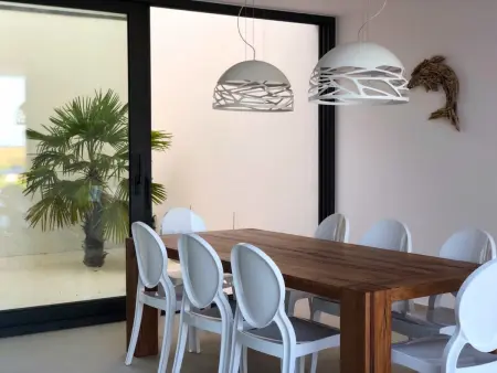 Villa de luxe à Mas Pinell avec accès direct plage et piscine privée - Photo 11