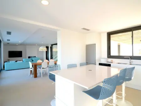 Villa de luxe à Mas Pinell avec accès direct plage et piscine privée - Photo 20