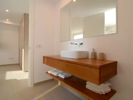 Villa de luxe à Mas Pinell avec accès direct plage et piscine privée - Photo 24