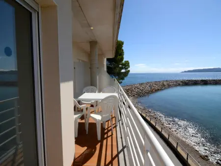 Appartements au bord de mer à L'Estartit avec piscine collective - Photo 4