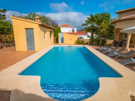 Villa à Calpe: piscine privée, proche plage, clim, animaux acceptés - Photo 4