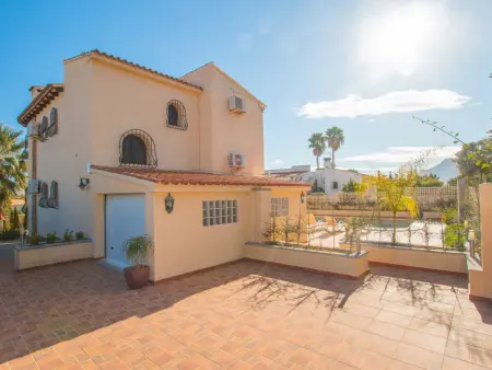 Villa avec piscine privée, terrasse & BBQ à Calpe, pour 6 pers., près des plages et commerces - Photo 6