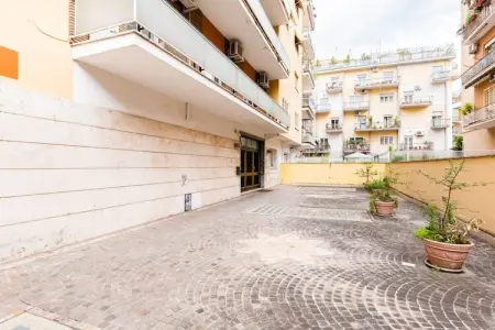 575907, Maison de vacances à Rome avec baignoire - Photo 27