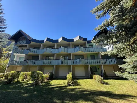 Studio rénové près des pistes avec balcon et casier à skis - Photo 8