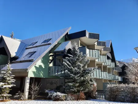 Studio rénové près des pistes avec balcon et casier à skis - Photo 15