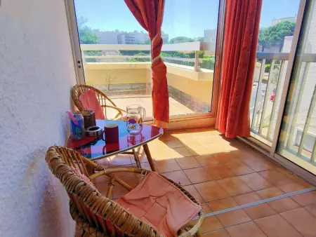 Agréable Appartement 3 Pièces avec Terrasse et Parking à Canet-Port - Photo 6