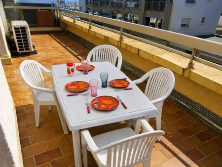 Agréable Appartement 3 Pièces avec Terrasse et Parking à Canet-Port - Photo 9