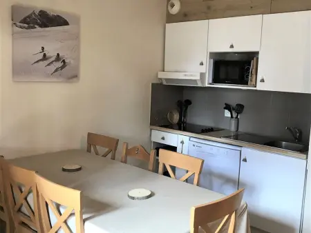 Chalet mitoyen rénové 3 pièces, 7 pers, terrasse, parking, animaux admis - Photo 3