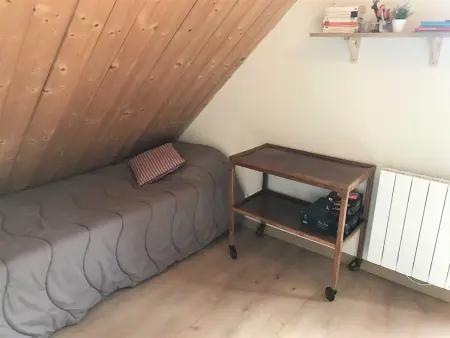 Chalet mitoyen rénové 3 pièces, 7 pers, terrasse, parking, animaux admis - Photo 6