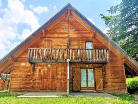 Chalet mitoyen rénové 3 pièces, 7 pers, terrasse, parking, animaux admis - Photo 9