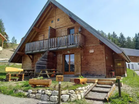 Chalet rénové 7 pers avec terrasse, local ski et parking gratuit - Photo 9
