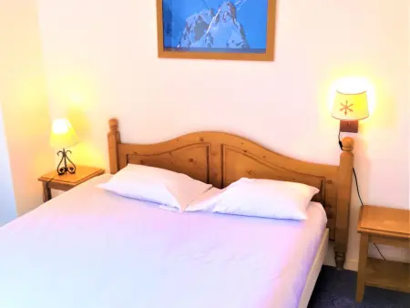 Chalet Mitoyen 3 Pièces 7 Pers. avec Piscine et Sauna - Résidence Les Flocons du Soleil - Photo 5