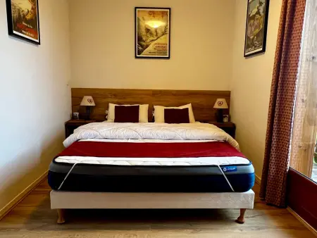 Chalet rénové 6 pers, TV connectée, WiFi, parking, animaux admis - Photo 5