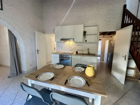Maison de Vacances 3 Pièces avec Terrasse et Parking à Saint-Cyprien - Photo 5