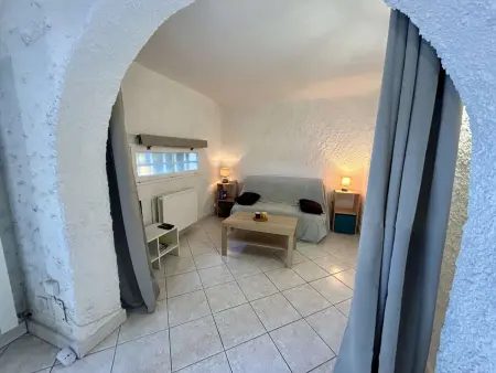 Maison de Vacances 3 Pièces avec Terrasse et Parking à Saint-Cyprien - Photo 7
